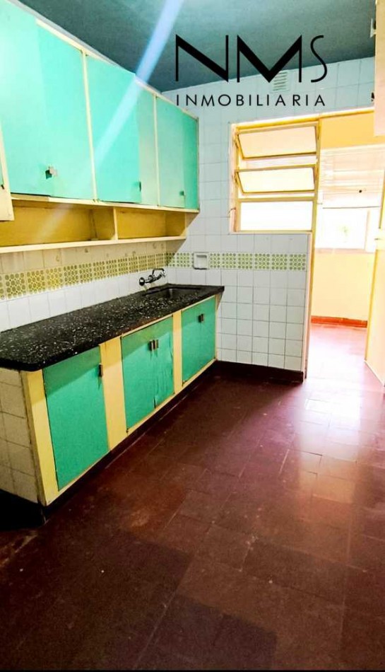 SE ALQUILA DEPARTAMENTO 3 HABITACIONES Y COCHERA - MACROCENTRO - MARIANO BOEDO AL 200 - SALTA