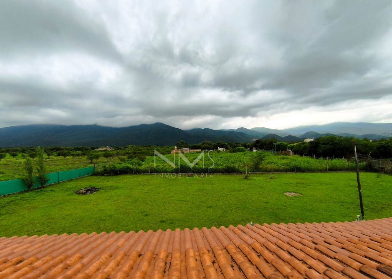 VENTA - ENCANTADORA CASA DE CAMPO EN RUTA 26 -APTA CREDITO HIPOTECARIO