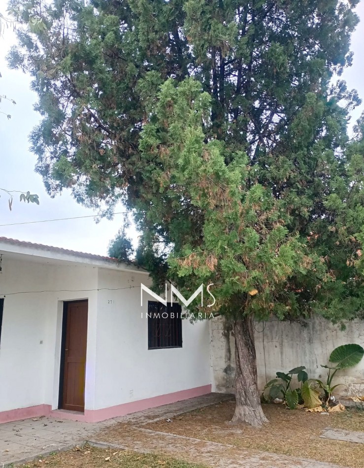 VENTA - CASA 4 DORMITORIOS, EN MACROCENTRO