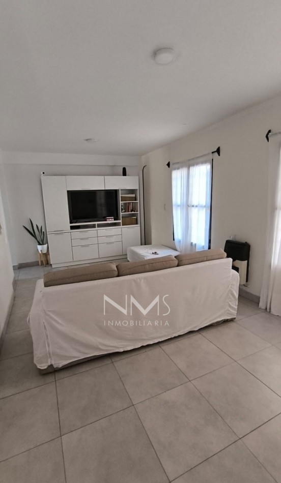 CASA EN VENTA EN GRAND BOURG - EXCELENTE OPORTUNIDAD DE INVERSION!