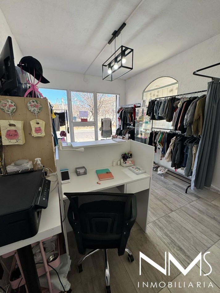VENTA CASA EN TRES CERRITOS c/LOCAL COMERCIAL