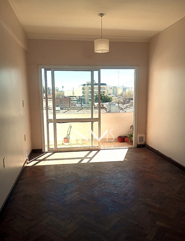 ALQUILER DPTO 2 DORMITORIOS EN MITRE AL 200 - EDIFICIO GALERIA MITRE
