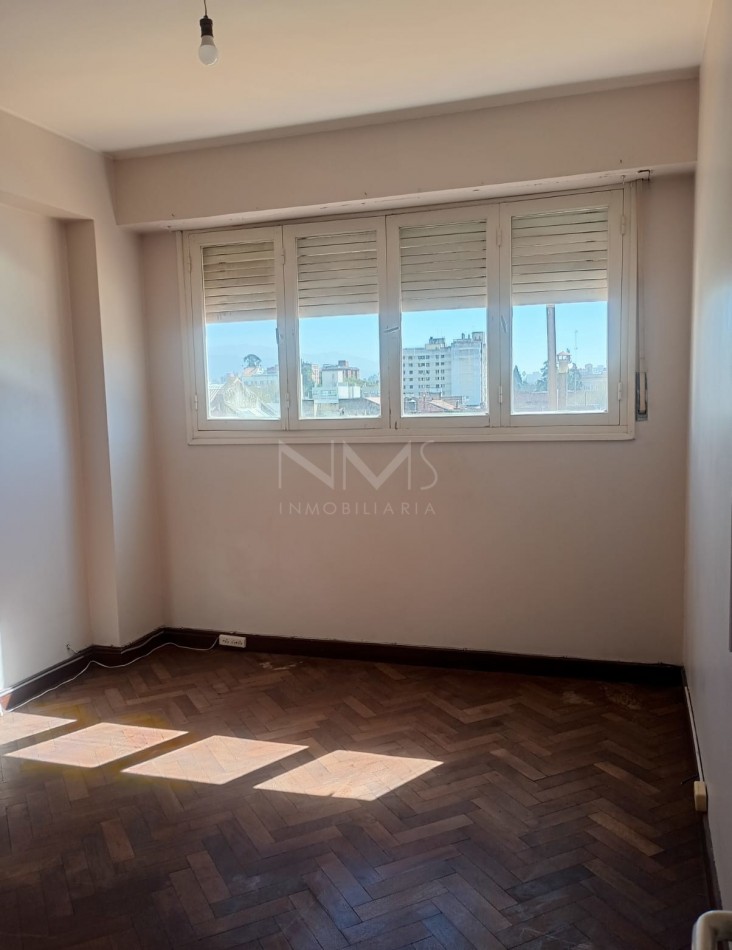 ALQUILER DPTO 2 DORMITORIOS EN MITRE AL 200 - EDIFICIO GALERIA MITRE
