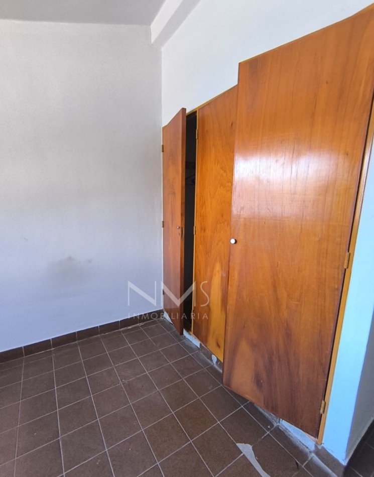 ALQUILER CASA 3 DORM. Y DEPENDENCIAS - B° EL PERIODISTA (Zona Sur)