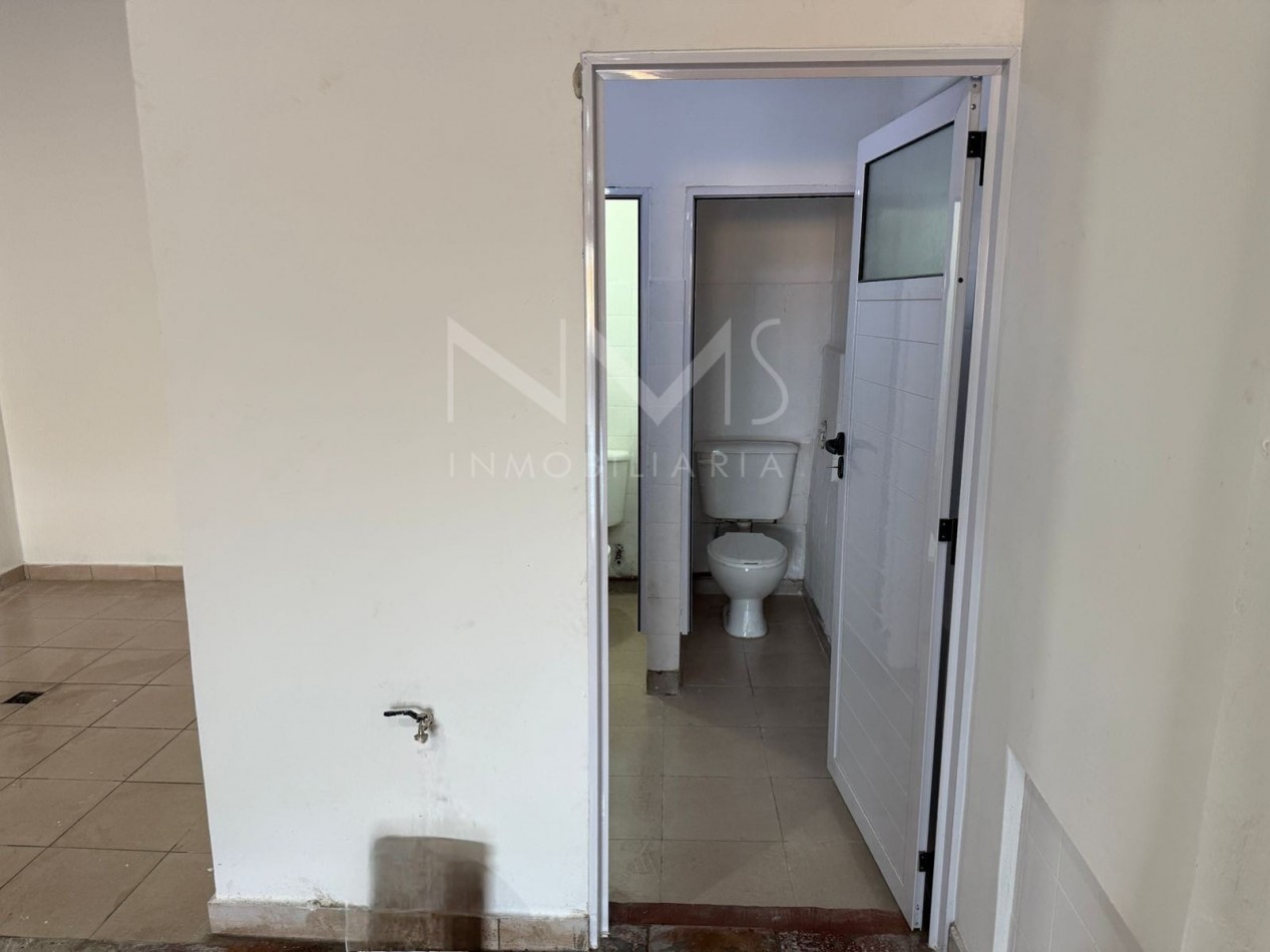 ALQUILER DE LOCAL COMERCIAL - ZACARIAS YANCI y USANDIVARAS ( ZONA OESTE-MACROCENTRO)