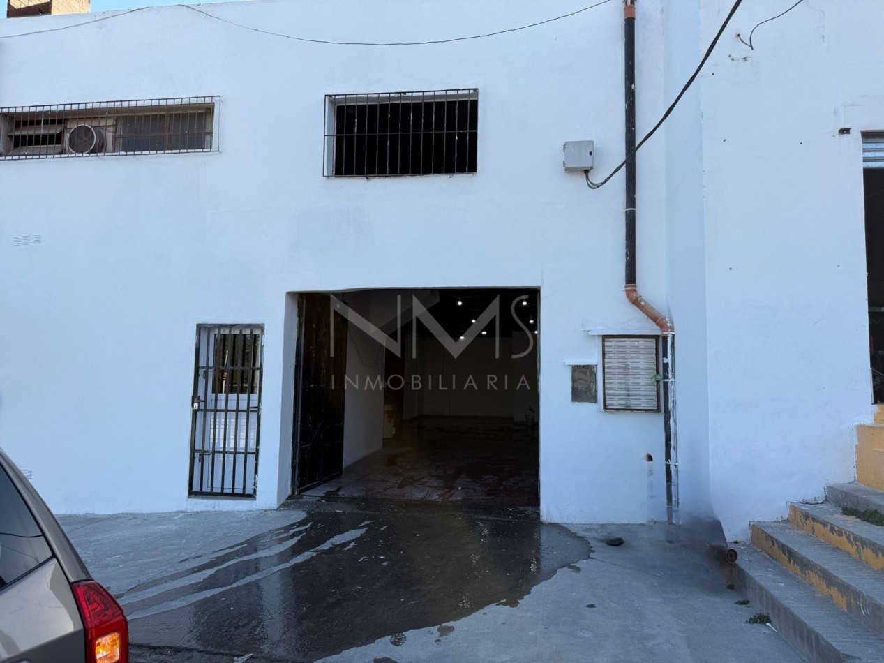 ALQUILER DE LOCAL COMERCIAL - ZACARIAS YANCI y USANDIVARAS ( ZONA OESTE-MACROCENTRO)