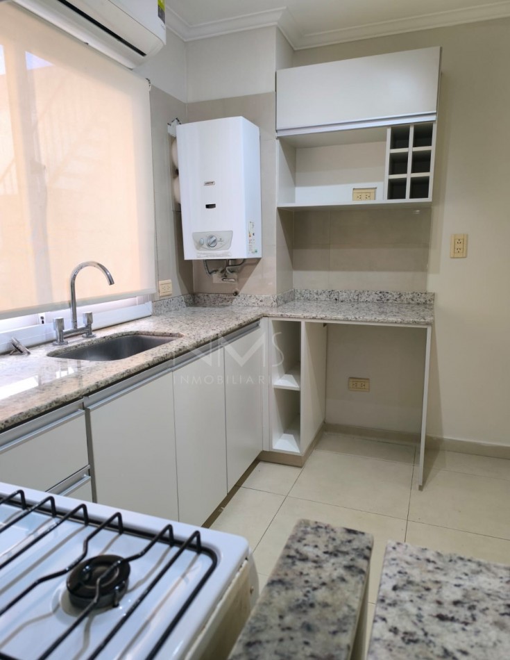 ALQUILER DE DEPARTAMENTO 1 DORMITORIO C/COCHERA - CENTRO
