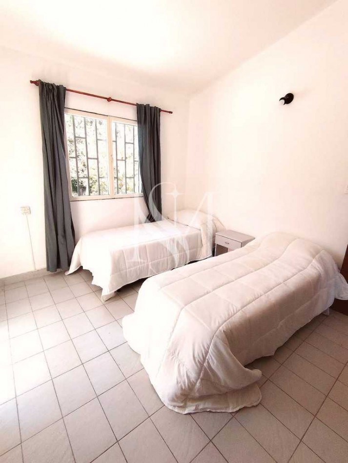 CASA EN ALQUILER DE DOS PLANTAS (DUPLEX) AMOBLADO - B° BELGRANO - ETAPA 1