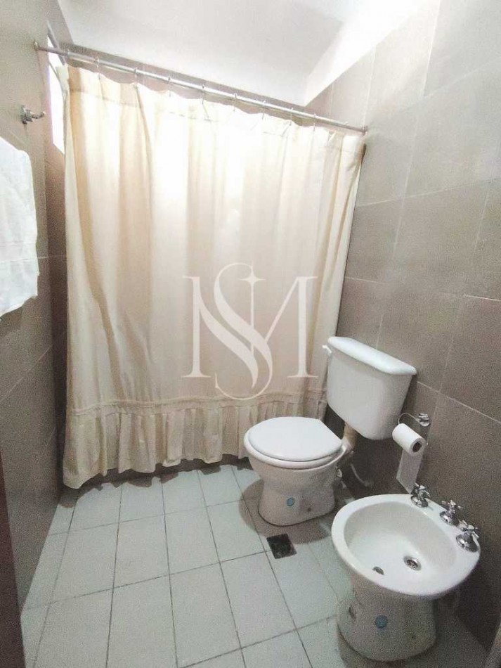CASA EN ALQUILER DE DOS PLANTAS (DUPLEX) AMOBLADO - B° BELGRANO - ETAPA 1