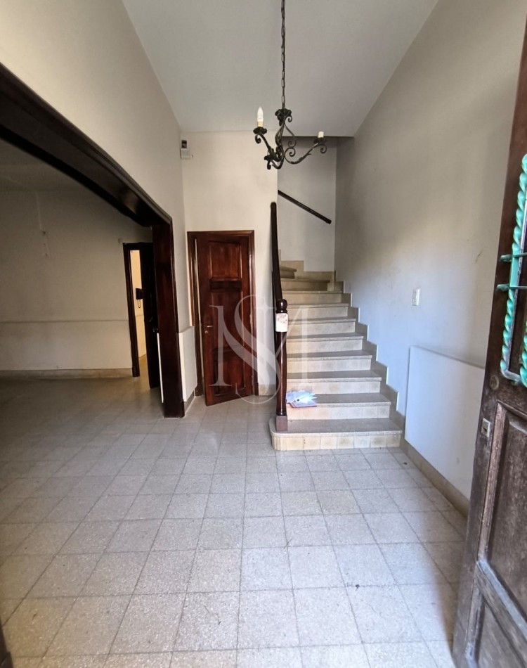 CASA EN VENTA CASEROS Y GRAL PAZ