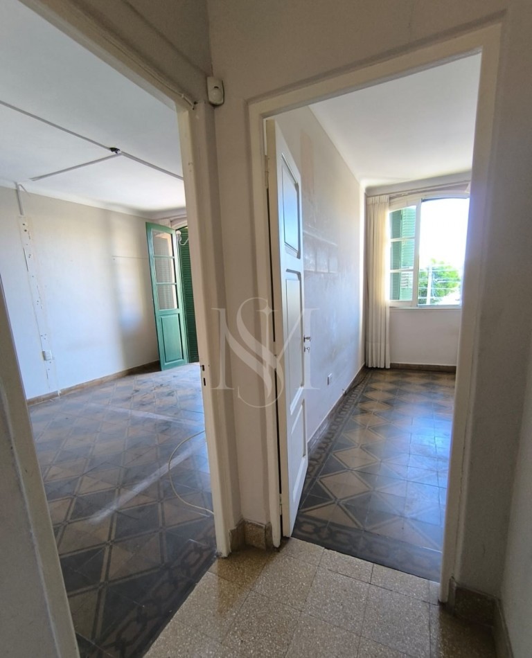 CASA EN VENTA CASEROS Y GRAL PAZ