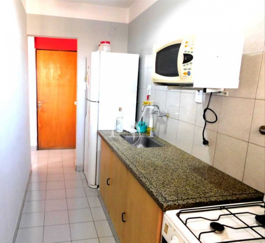 SE ALQUILA DEPARTAMENTO DE 3 HABITACIONES - BARRIO JUAN PABLO II - Zona Sur