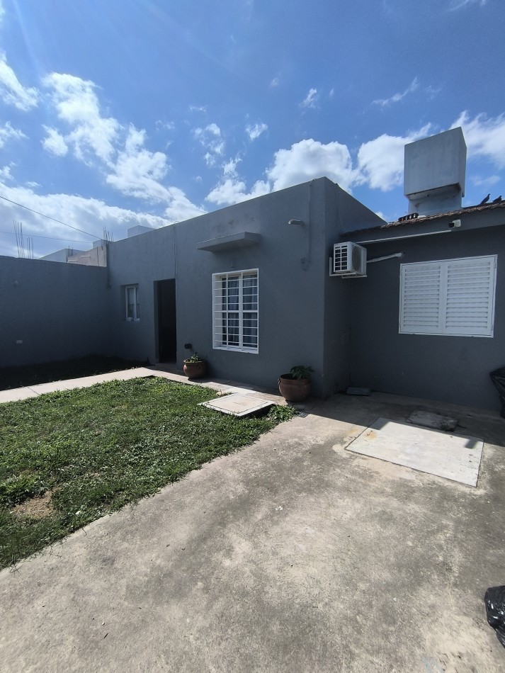 CASA EN B° EL HUAICO - TRES DORMITORIOS