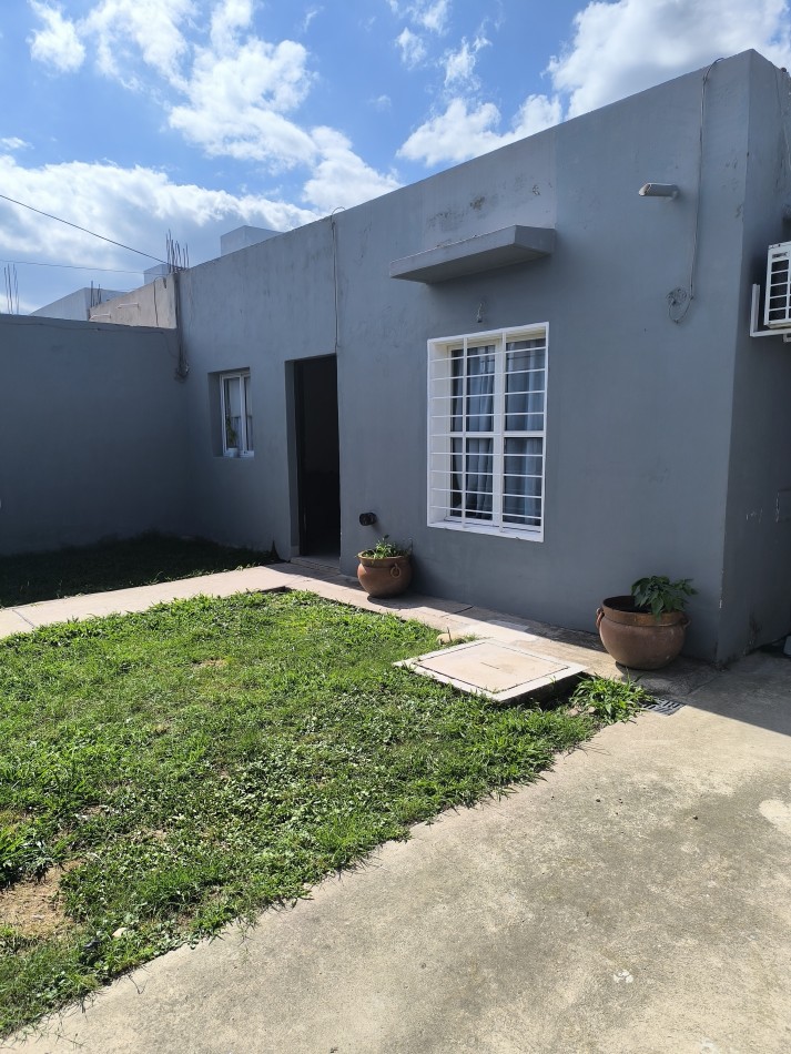 CASA EN B° EL HUAICO - TRES DORMITORIOS