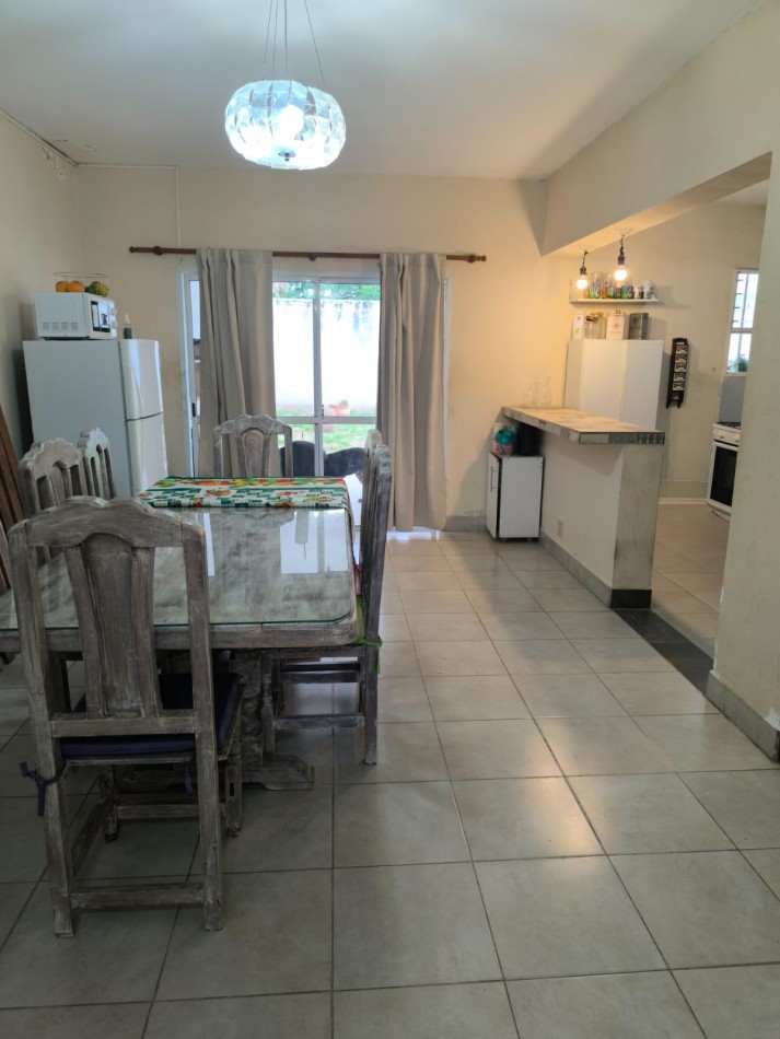CASA EN B° EL HUAICO - TRES DORMITORIOS