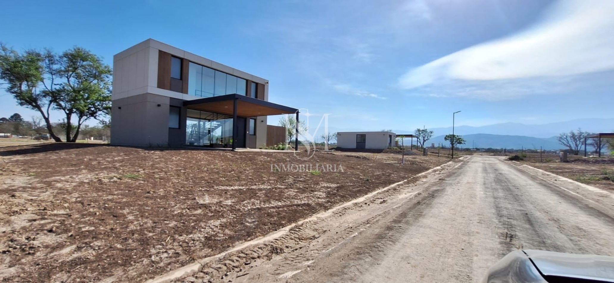 VENTA: Terreno en entrada del barrio La Verbena 