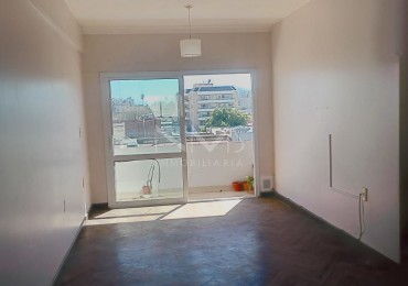 ALQUILER DPTO 2 DORMITORIOS EN MITRE AL 200 - EDIFICIO GALERIA MITRE