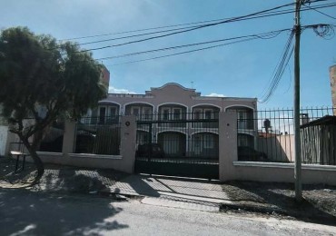 SE ALQUILA DEPARTAMENTO AMOBLADO - COCHERA . PILETA Y ASADOR - GRAND BOURG