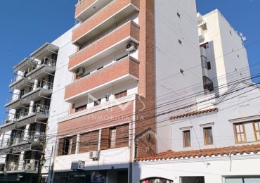 ALQUILER DE DEPARTAMENTO 1 DORMITORIO C/COCHERA - CENTRO